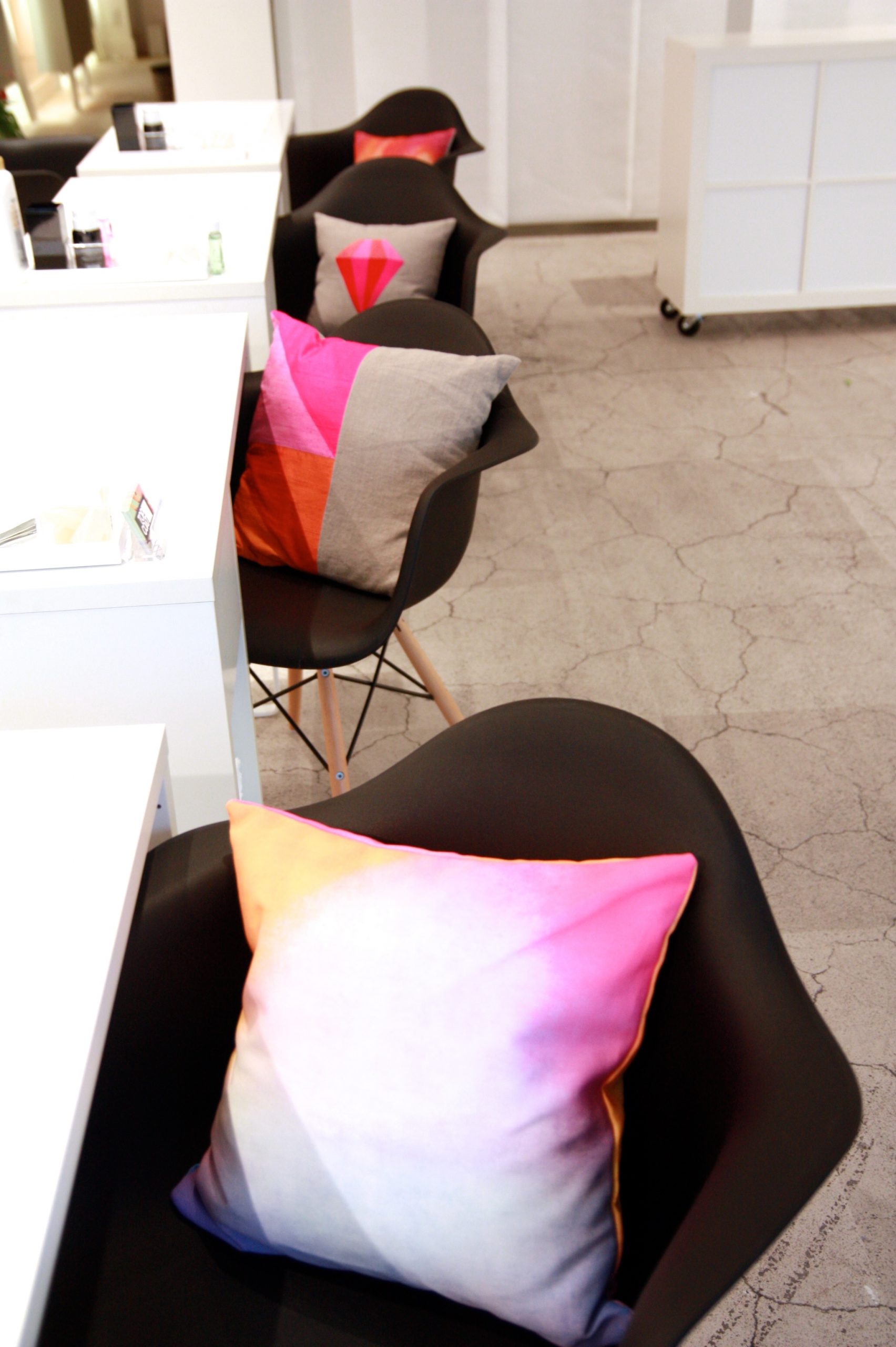 PopUpNailSalonRachelBlindauerInteriorDesign3 Multi Family Condo Bathroom Interior Design