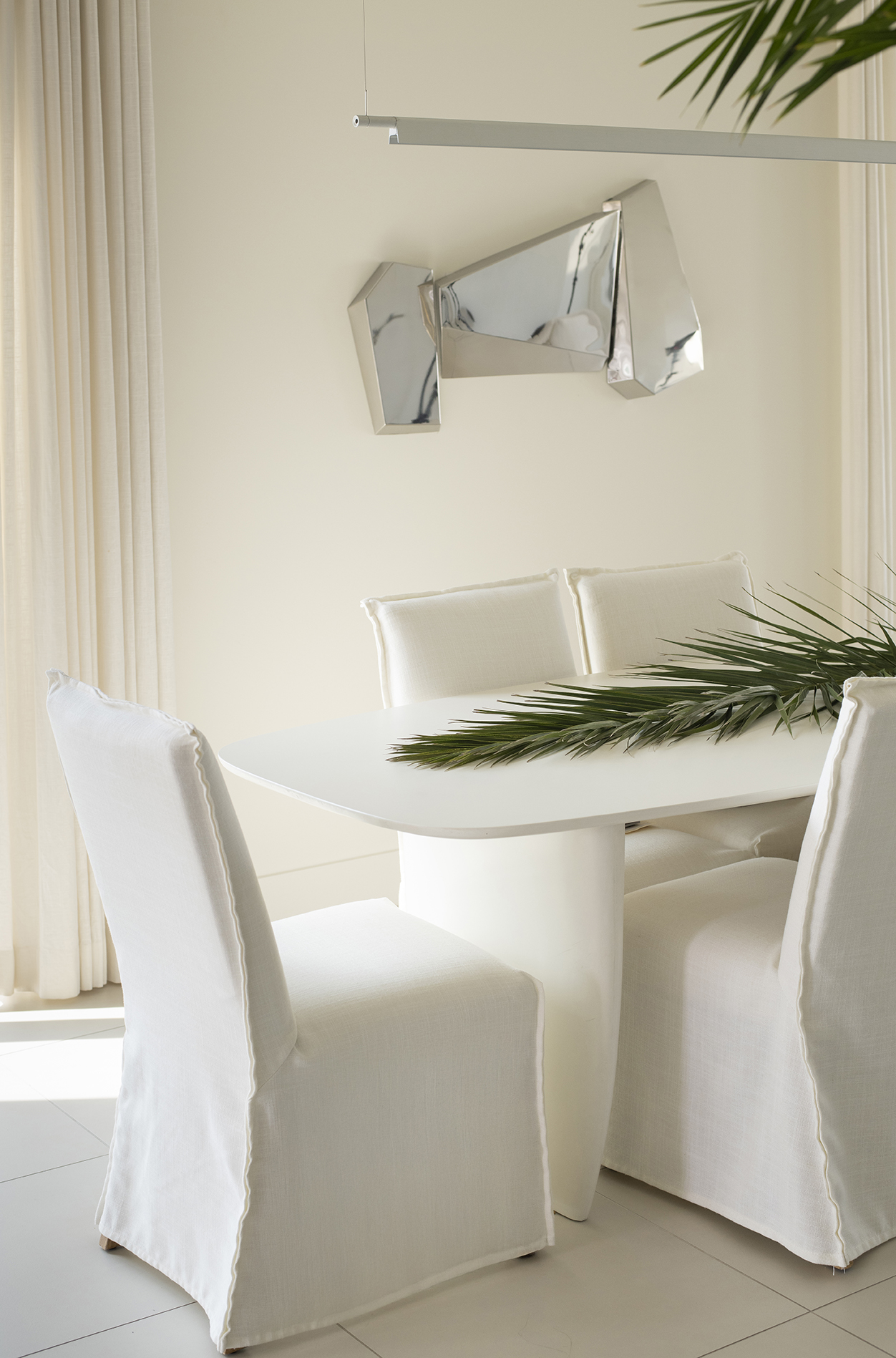 Beautifully styled luxury dining table setting